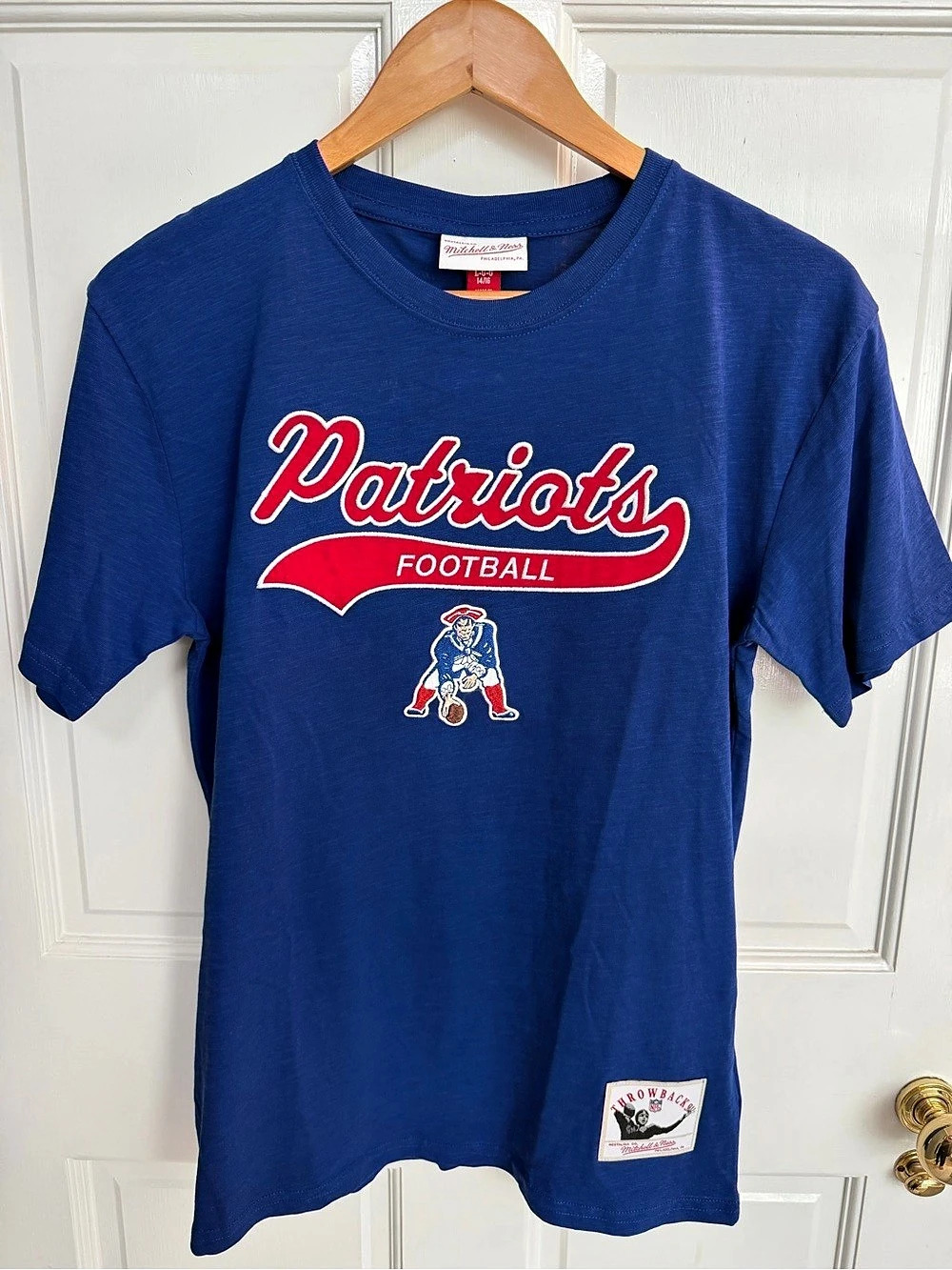 New England Patriots Mitchell & Ness NFL Youth T-Shirt Large